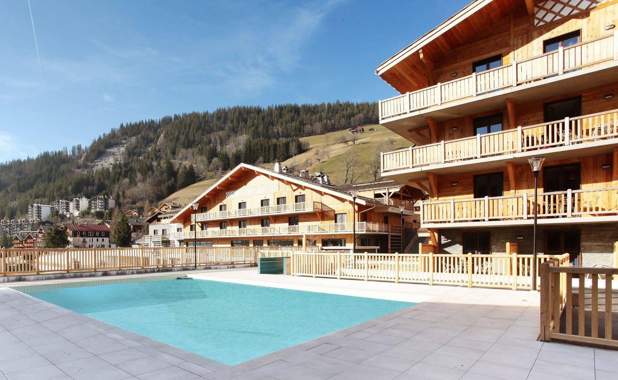 Residence Prestige Odalys Mendi Alde La Clusaz Exterior photo